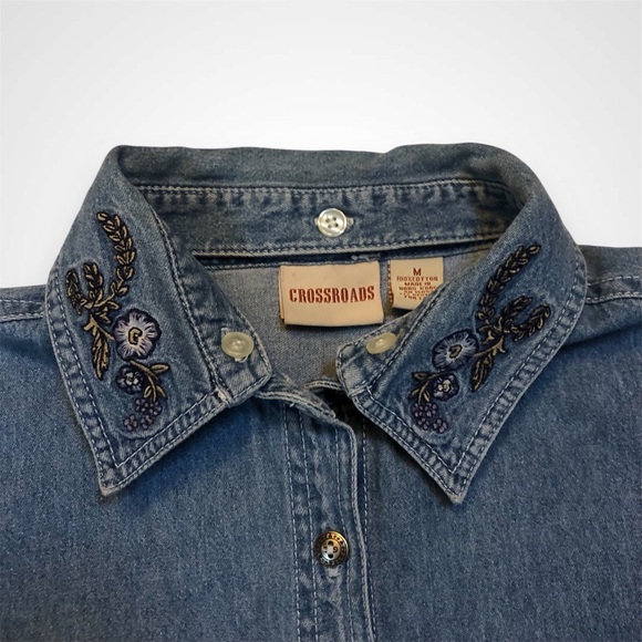 Boho Western Denim Button Up Shirt  Reversable Embroidered Flower Plaid Collar - Picture 4 of 8